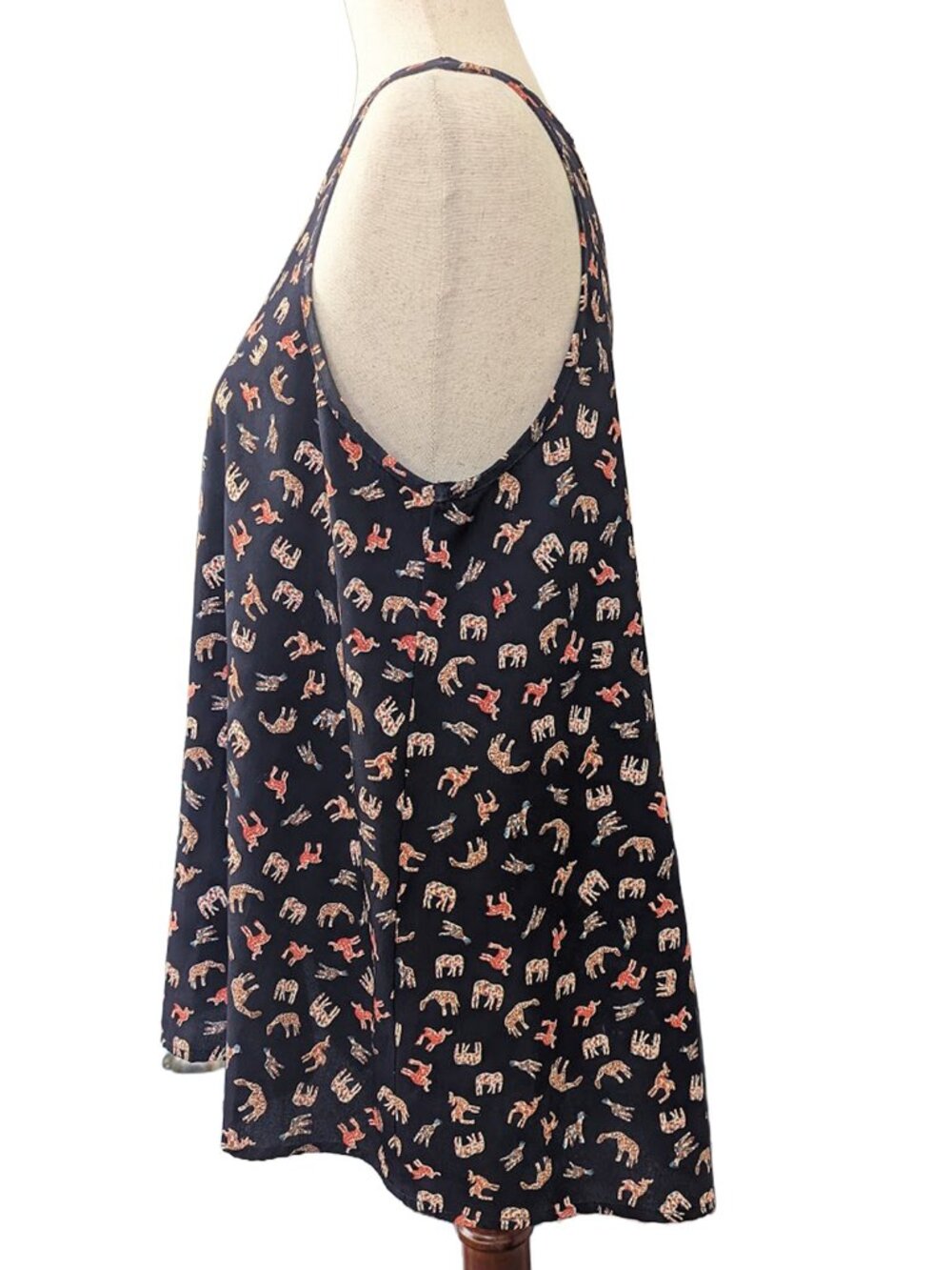 Kaileigh Animal Print Navy Blue Sleeveless Blouse - Picture 6 of 10